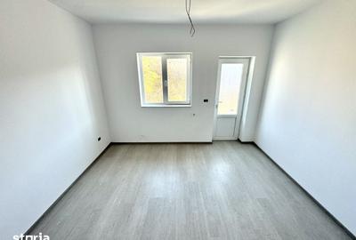 Casă cu 4 camere cu Teren 200 Mp în Bucium