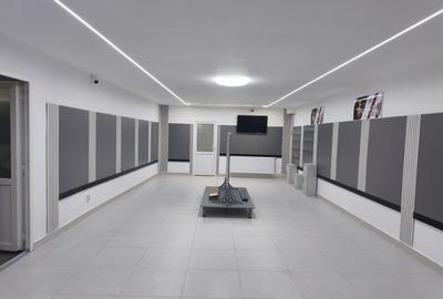 Spațiu comercial, de 267.39999389648 mp, în Florești