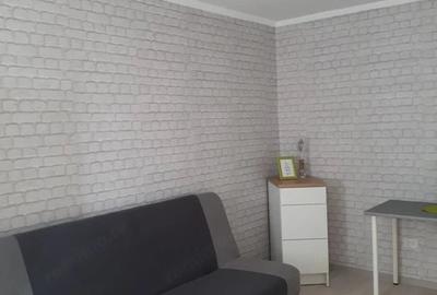 Garsonieră decomandată în Complex Studențesc