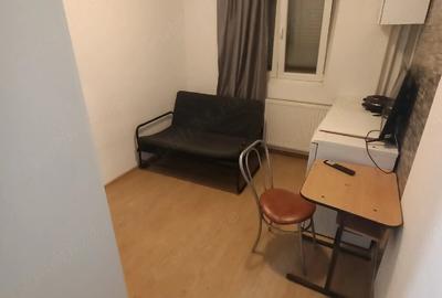 Garsonieră decomandată în Complex Studențesc