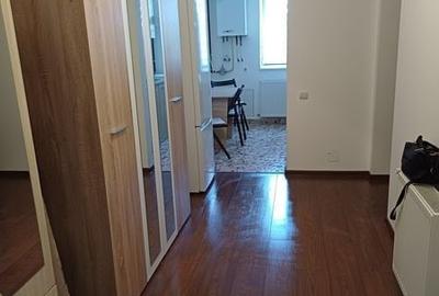 Apartament cu 2 camere în Florești