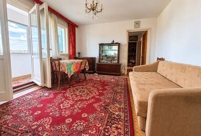 Apartament cu 3 camere, mobilat în Titan