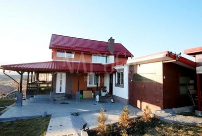 Casă individuală cu 4 camere cu Garaj în Dâmbul Rotund - 1