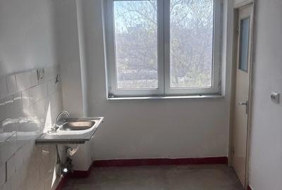Apartament cu 2 camere semidecomandat în Central - 4