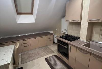 Apartament cu 3 camere decomandat, mobilat în Central - 2