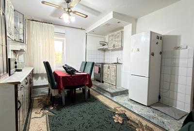 Apartament cu 3 camere nedecomandat, mobilat în Freidorf