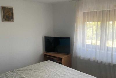 Apartament cu 3 camere decomandat în Micro 16 - 1