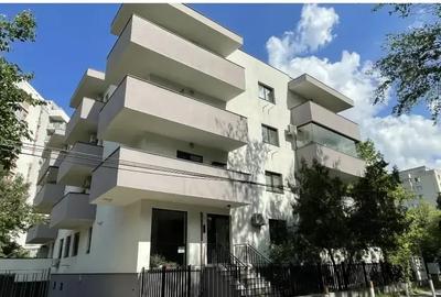 Apartament cu 2 camere semidecomandat, mobilat în Titan