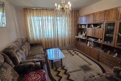 Apartament cu 2 camere decomandat, mobilat în Zahana