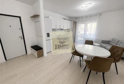 Apartament cu 3 camere decomandat, mobilat în Exterior Sud