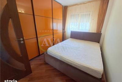 Apartament cu 3 camere decomandat în Republicii