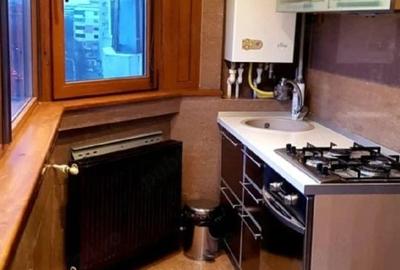 Apartament cu 2 camere decomandat în Barieră - 3