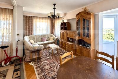 Apartament cu 3 camere decomandat, mobilat în Central