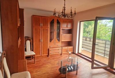 Apartament cu 3 camere decomandat, mobilat în Prelungirea Ghencea
