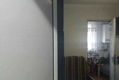 Garsonieră decomandată, mobilată în Debarcader