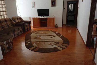 Casă cu 3 camere cu Teren 300 Mp în Exterior Vest