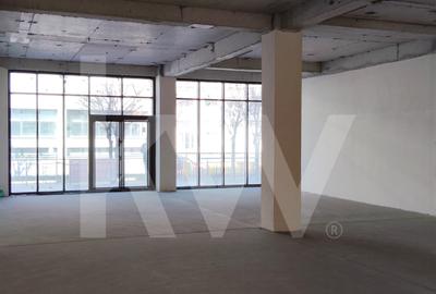 Spațiu comercial, de 169.60000610352 mp, în Lazaret - 9