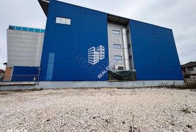 Spațiu comercial, de 1,700 mp, în Central