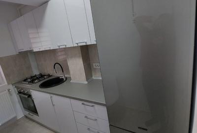Apartament cu 2 camere decomandat în Titan - 3