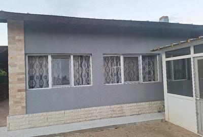 Casă cu 3 camere cu Teren 485 Mp în Frătești - 4