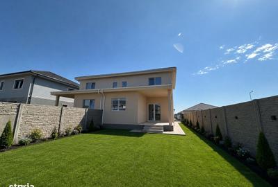 Casă cu 4 camere în Moșnița Nouă