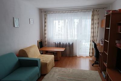 Garsonieră decomandată în Central - 2