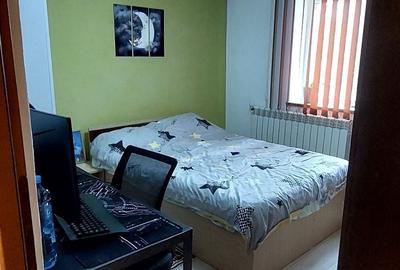 Apartament cu 3 camere decomandat în 1 Mai - 1