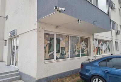 Spațiu comercial, de 64 mp, în Central