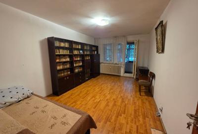 Apartament cu 3 camere decomandat în Dristor - 6