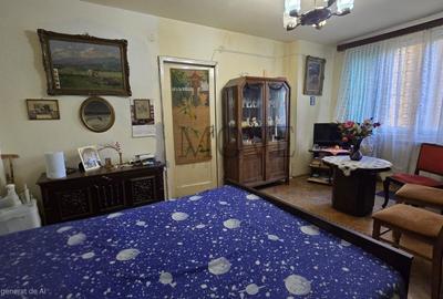 Garsonieră decomandată în Ultracentral