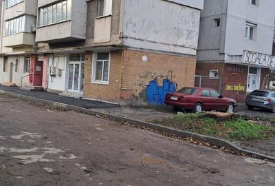 Spațiu comercial, de 70 mp, în Micro 39 - 2