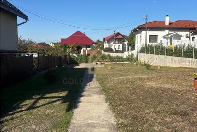 Casă cu 2 camere cu Teren 1278 Mp în Valea Borcutului