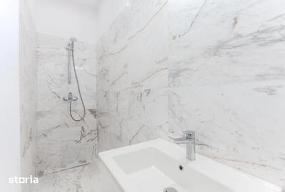 Casă cu 4 camere cu Teren 150 Mp în Central