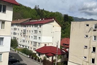 Apartament cu 3 camere decomandat în Central - 8
