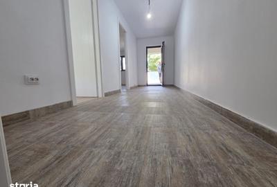 Casă cu 5 camere cu Teren 300 Mp în Babadag