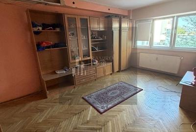 Apartament cu 3 camere în Pantelimon