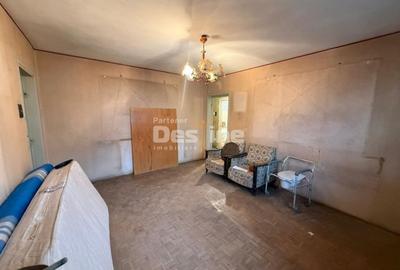 Apartament cu 3 camere semidecomandat în Crângași - 6