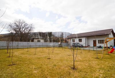 Casă individuală cu 3 camere cu Teren 800 Mp în Căpușu Mic - 1