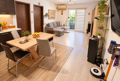 Apartament cu 3 camere decomandat, mobilat în Tunari