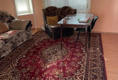 Casă cu 3 camere cu Teren 1250 Mp în Gelu