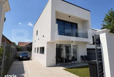 Casă cu 2 camere cu Teren 210 Mp în Vânători