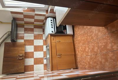 Garsonieră decomandată în Broșteni - 1