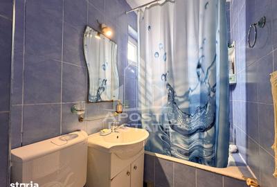 Apartament cu 3 camere semidecomandat în Central