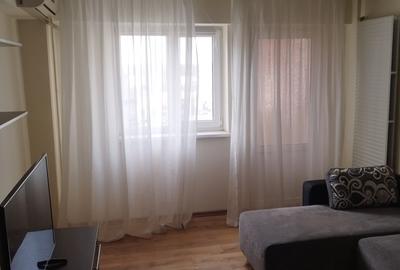 Apartament cu 2 camere decomandat în Boema - 9