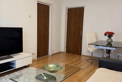 Apartament cu 3 camere semidecomandat în Nicolae Grigorescu