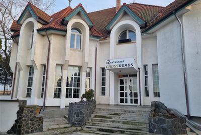 Spațiu comercial, de 400 mp, în Reci