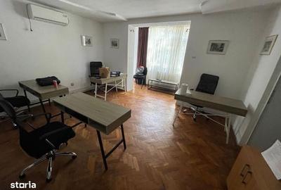 Apartament cu 2 camere în Central - 3