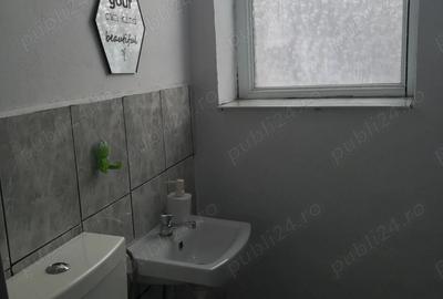 Spațiu comercial, de 25 mp, în George Enescu - 3