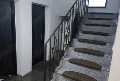 Casă cu 4 camere cu Teren 2064 Mp în Cenad - 1