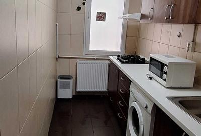 Garsonieră decomandată în Politehnica